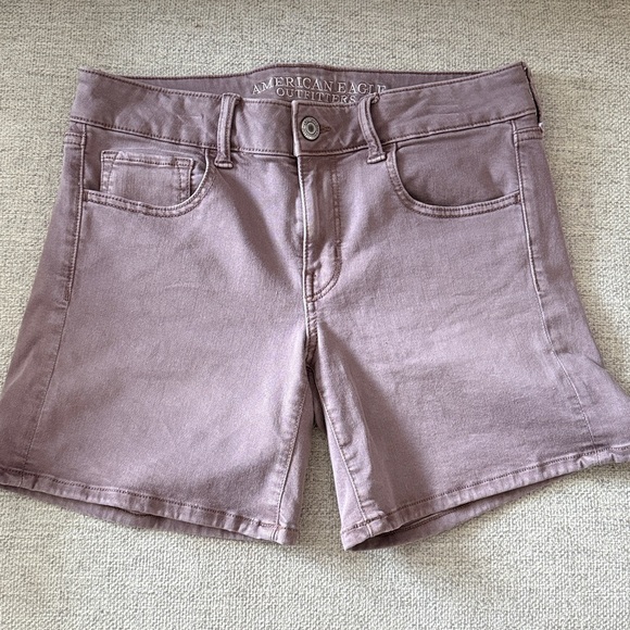 💙American Eagle Jean shorts - Picture 1 of 5